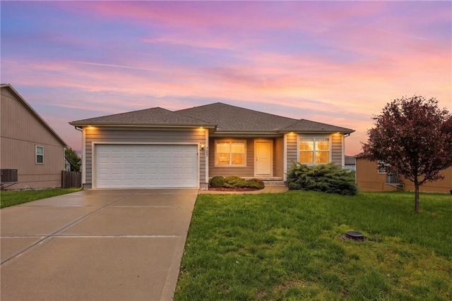 737 S Cypress Street, Gardner, KS 66030