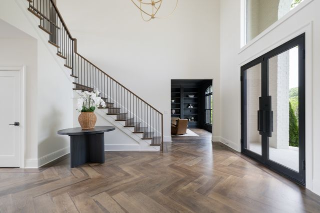 1219 Beech Hill Rd, Brentwood, TN 37027