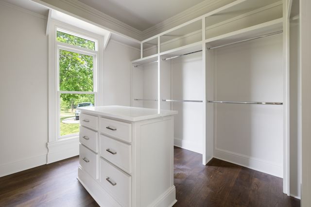 1219 Beech Hill Rd, Brentwood, TN 37027