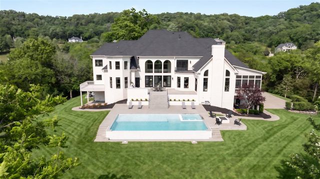 1219 Beech Hill Rd, Brentwood, TN 37027