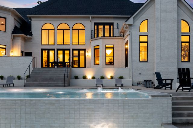 1219 Beech Hill Rd, Brentwood, TN 37027