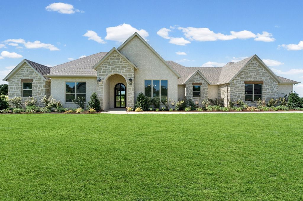 3005 Codigo Drive, Weatherford, TX 76088