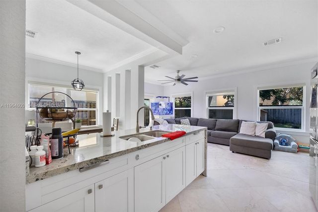 1602 SE 20th Road, Homestead, FL 33035