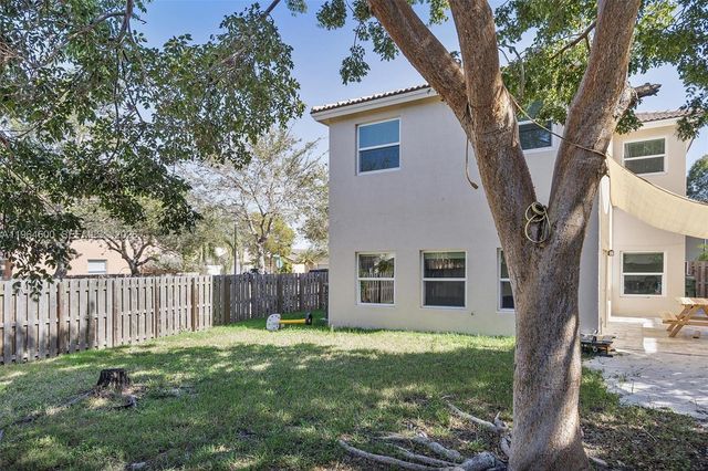1602 SE 20th Road, Homestead, FL 33035