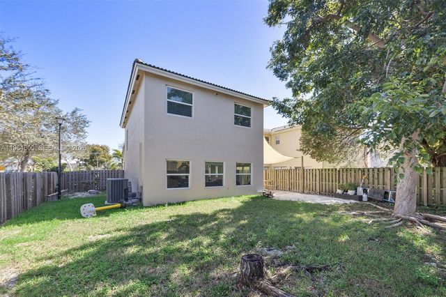 1602 SE 20th Road, Homestead, FL 33035