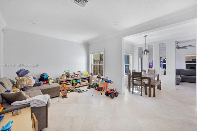 1602 SE 20th Road, Homestead, FL 33035