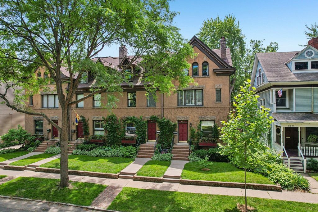 572 Dayton Avenue, Saint Paul, MN 55102 — exterior