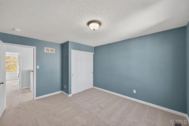 3424 Mackey Wherry Street, St Charles, MO 63301