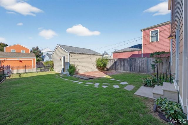 3424 Mackey Wherry Street, St Charles, MO 63301