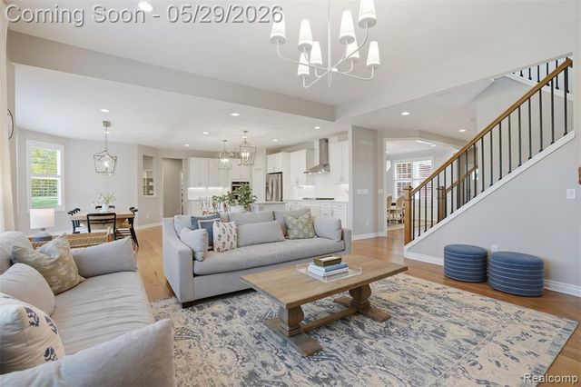 51572 Wales Court, South Lyon, MI 48178