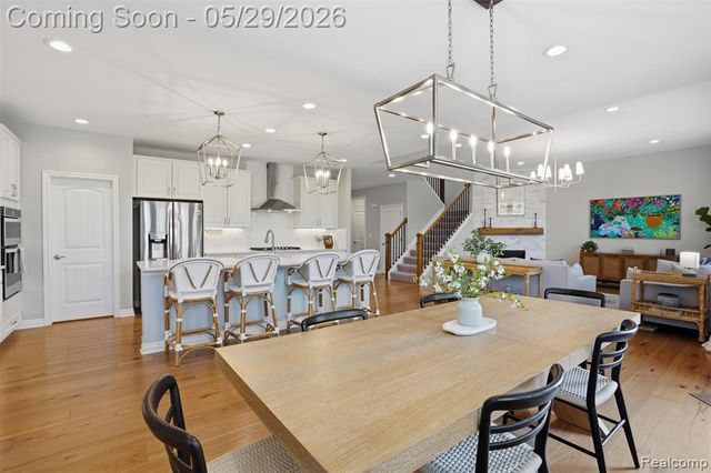51572 Wales Court, South Lyon, MI 48178
