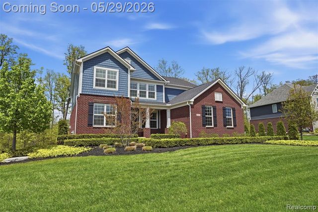 51572 Wales Court, South Lyon, MI 48178