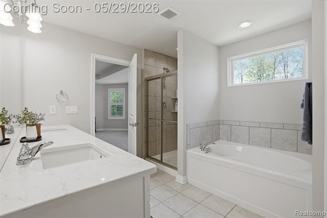 51572 Wales Court, South Lyon, MI 48178