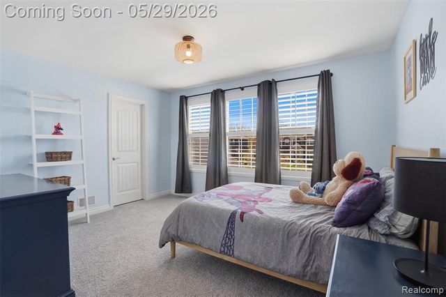 51572 Wales Court, South Lyon, MI 48178