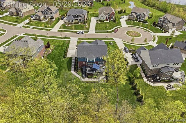 51572 Wales Court, South Lyon, MI 48178