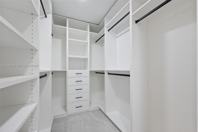 1218 Lincoln St, Hollywood, FL 33019