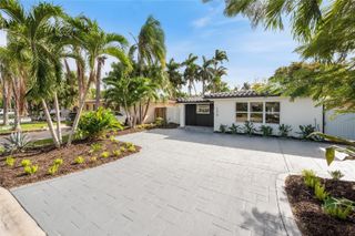 1218 Lincoln St, Hollywood, FL 33019