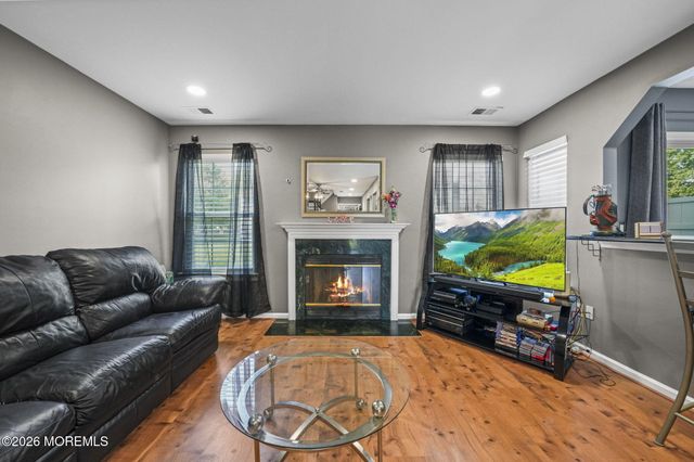 5 Pinto Drive, Tinton Falls, NJ 07753