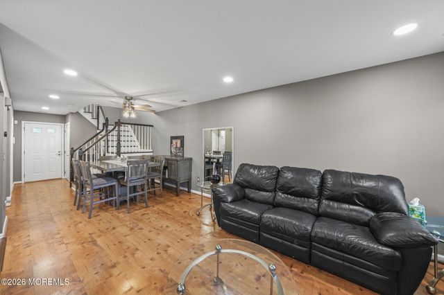 5 Pinto Drive, Tinton Falls, NJ 07753