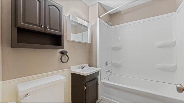 411 27th Avenue N, Saint Cloud, MN 56303