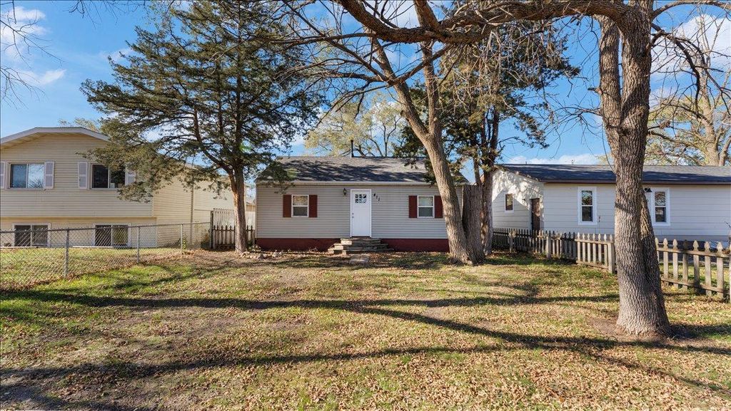 411 27th Avenue N, Saint Cloud, MN 56303