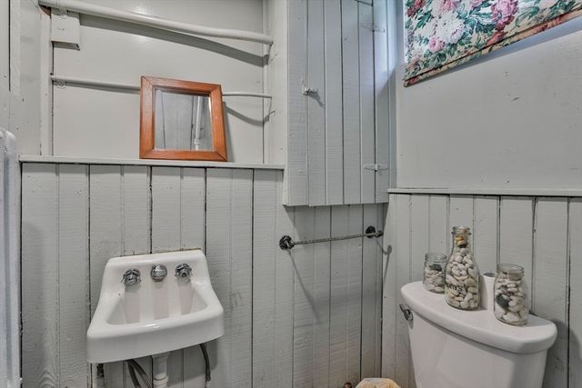 34 Abbott St, Beverly, MA 01915