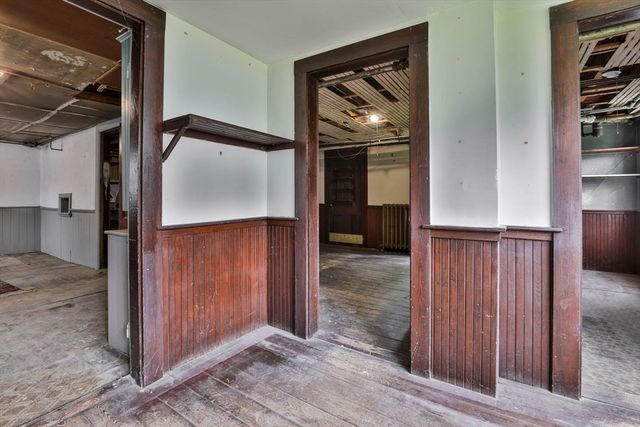 34 Abbott St, Beverly, MA 01915