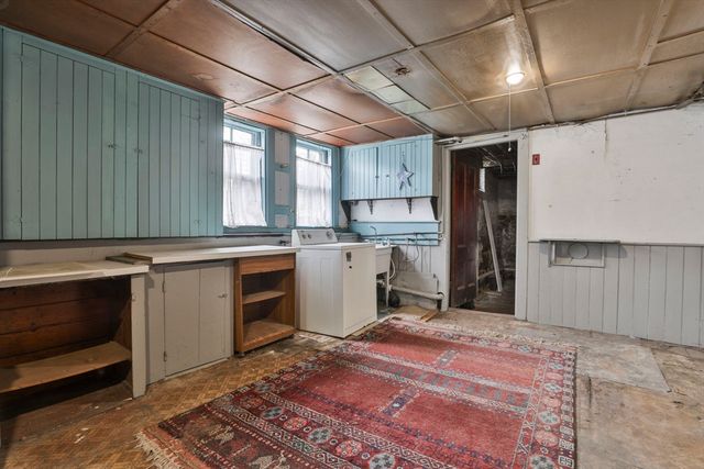 34 Abbott St, Beverly, MA 01915
