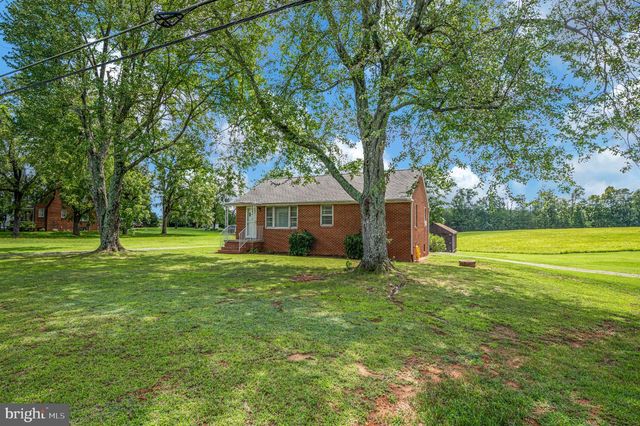 1287 WARRENTON RD, Fredericksburg, VA 22406