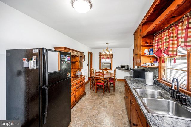 1287 WARRENTON RD, Fredericksburg, VA 22406