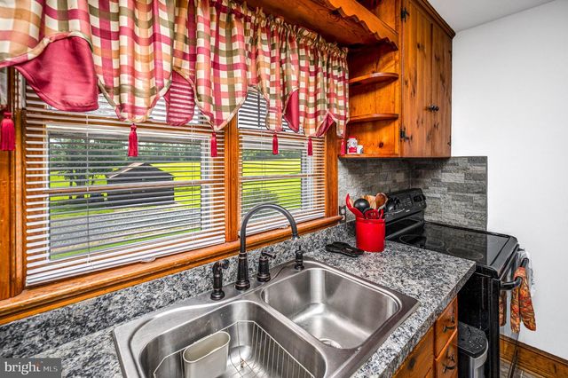 1287 WARRENTON RD, Fredericksburg, VA 22406
