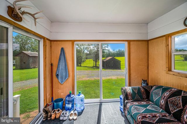 1287 WARRENTON RD, Fredericksburg, VA 22406