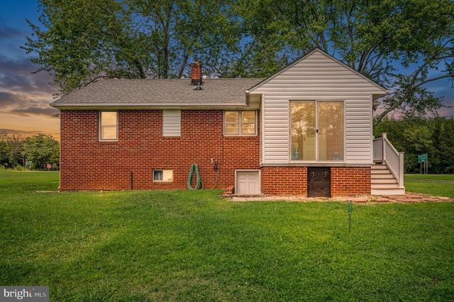 1287 WARRENTON RD, Fredericksburg, VA 22406