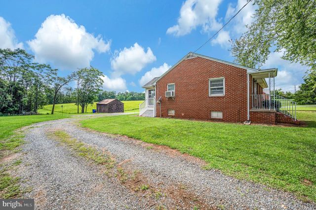 1287 WARRENTON RD, Fredericksburg, VA 22406