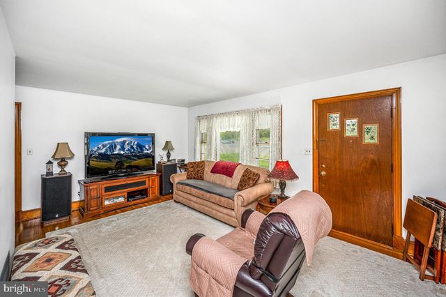 1287 WARRENTON RD, Fredericksburg, VA 22406