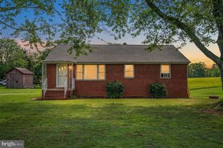 1287 WARRENTON RD, Fredericksburg, VA 22406