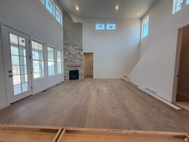 7148 W LAKE AVE, South Jordan, UT 84009
