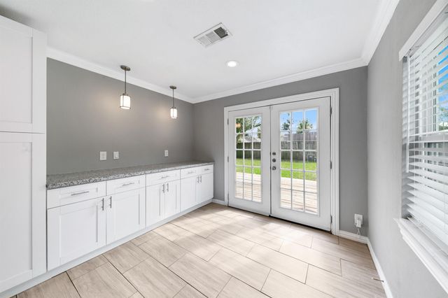 6915 Jalna Street, Houston, TX 77055