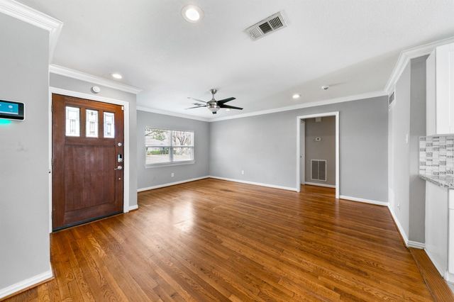 6915 Jalna Street, Houston, TX 77055