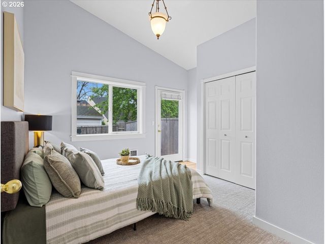 8830 Sw MAPLE Ct, Portland, OR 97223