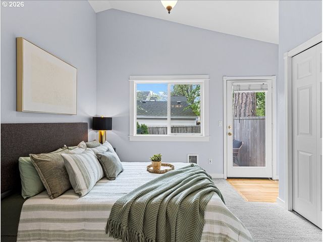 8830 Sw MAPLE Ct, Portland, OR 97223