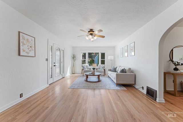 331 Fillmore Street, Twin Falls, ID 83301