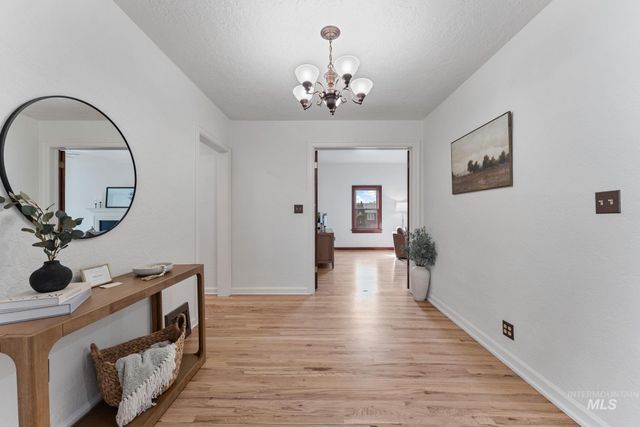 331 Fillmore Street, Twin Falls, ID 83301