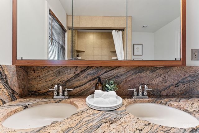 331 Fillmore Street, Twin Falls, ID 83301