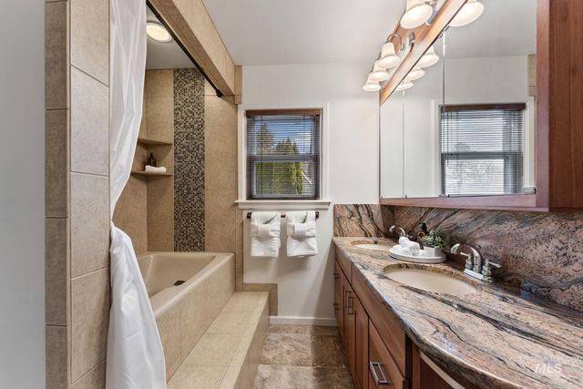 331 Fillmore Street, Twin Falls, ID 83301