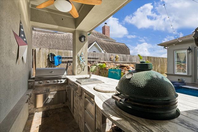 5920 Ruby Drive, Pearland, TX 77581