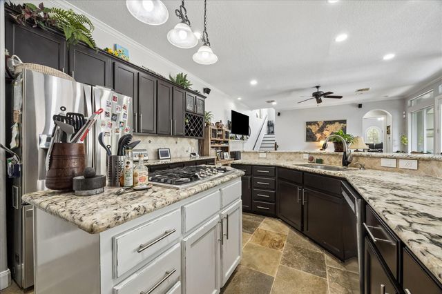 5920 Ruby Drive, Pearland, TX 77581