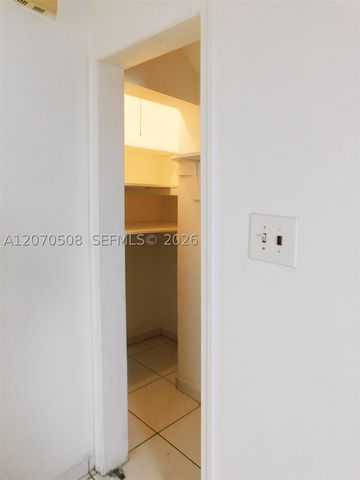 1735 Marseille Dr 2, Miami Beach, FL 33141