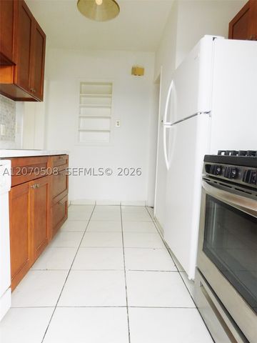 1735 Marseille Dr 2, Miami Beach, FL 33141