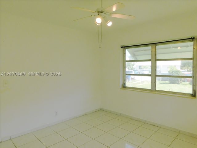1735 Marseille Dr 2, Miami Beach, FL 33141